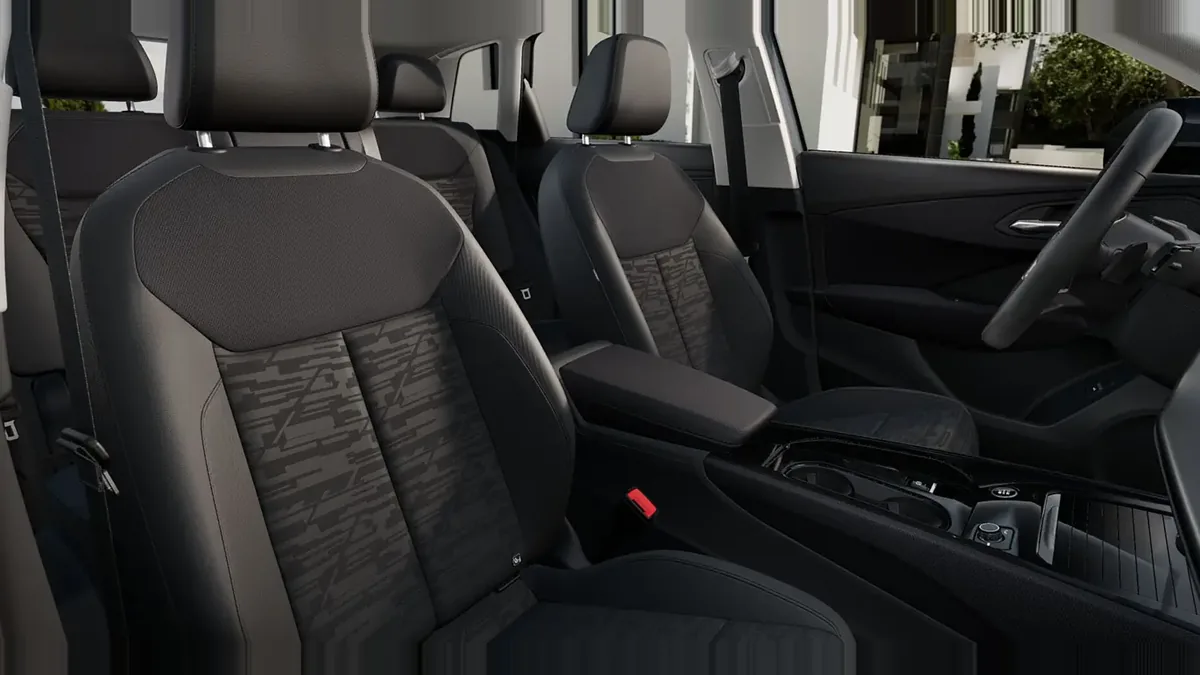Audi Q3 Advanced TFSI 110kW S Tronic de renting para Burgos — vista 7