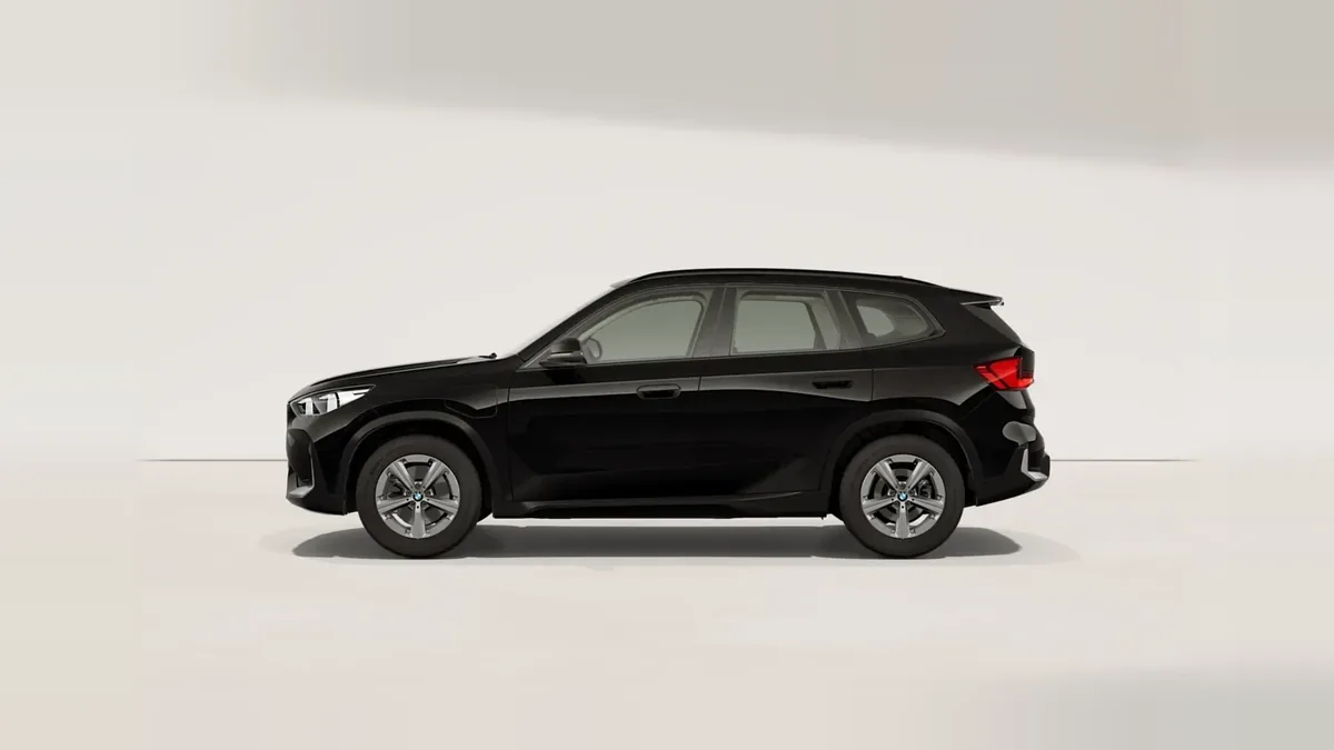 BMW X1 xDrive25e 180kW de renting para Burgos — Lateral