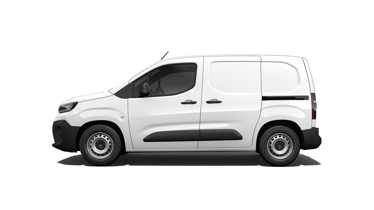Citroën Berlingo Talla M BlueHDI 100cv van de renting para Burgos — Lateral