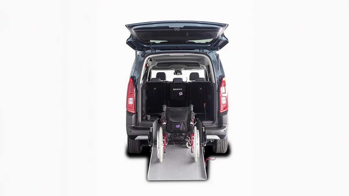 Citroën Berlingo Talla XL BlueHDi 100 YOU L2 N1 Adaptado de renting para Burgos — Trasera