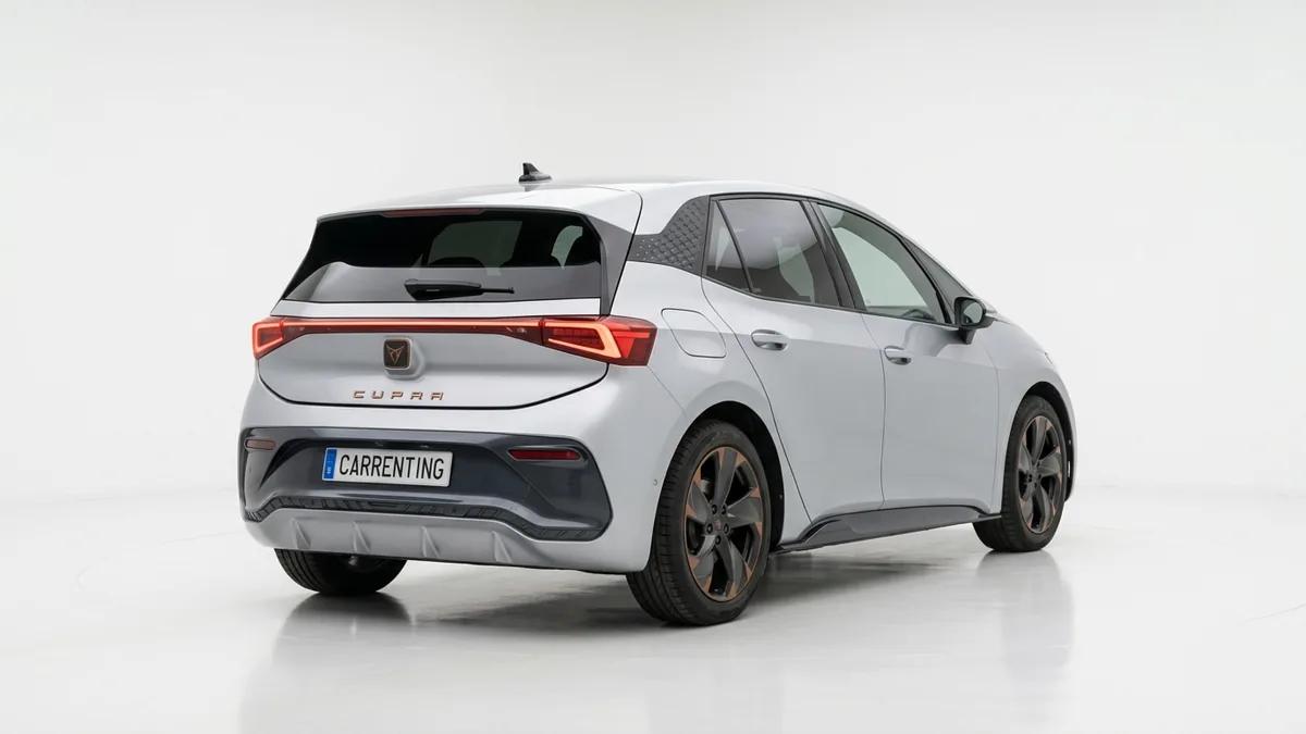 CUPRA Born e-Boost Pack Advanced Plus de renting para Burgos — Lateral