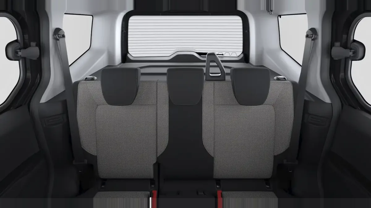 Ford Tourneo Courier Trend 1.0 Ecoboost 125CV M1 II de renting para Burgos — vista 6