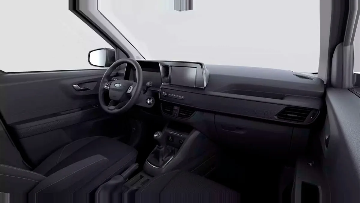 Ford Transit Courier Kombi 1.5 Ecoblue Trend II de renting para Burgos — Delantera