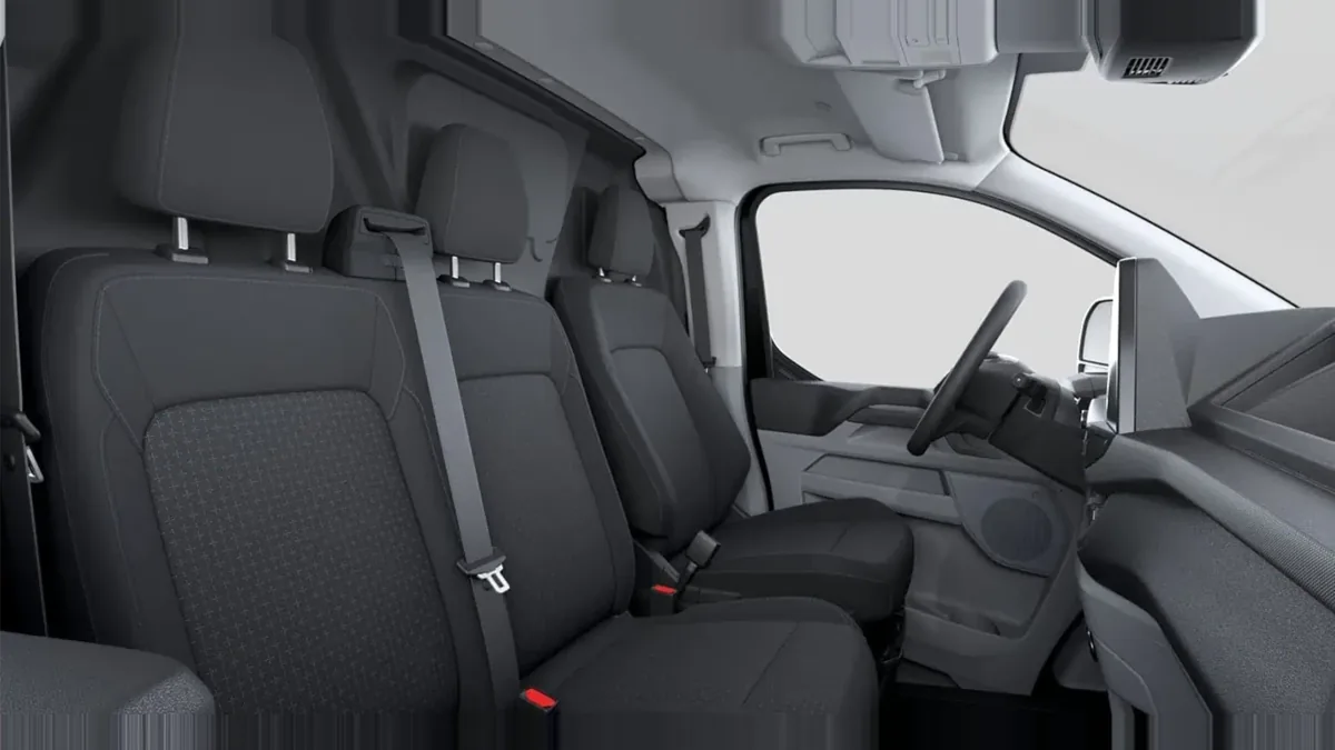 Ford Transit Custom Van 320 L1 BEV Trend 136cv AT de renting para Burgos — Interior