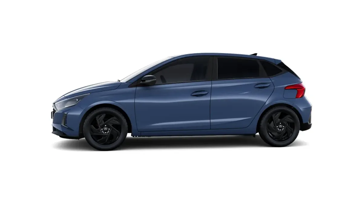 Hyundai i20 1.0T Black Line 90cv MY26 de renting para Burgos — Trasera
