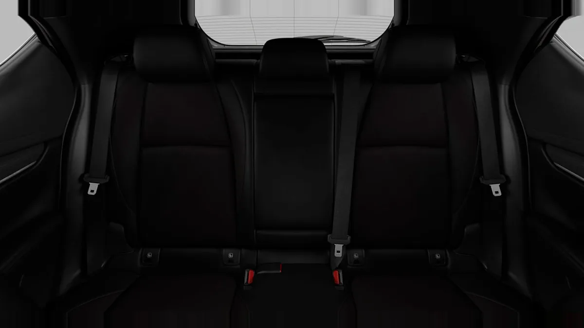 Mazda 3 2.5L e-Skyactiv G MHEV 140CV 6AT Centre-Line de renting para Burgos — vista 6