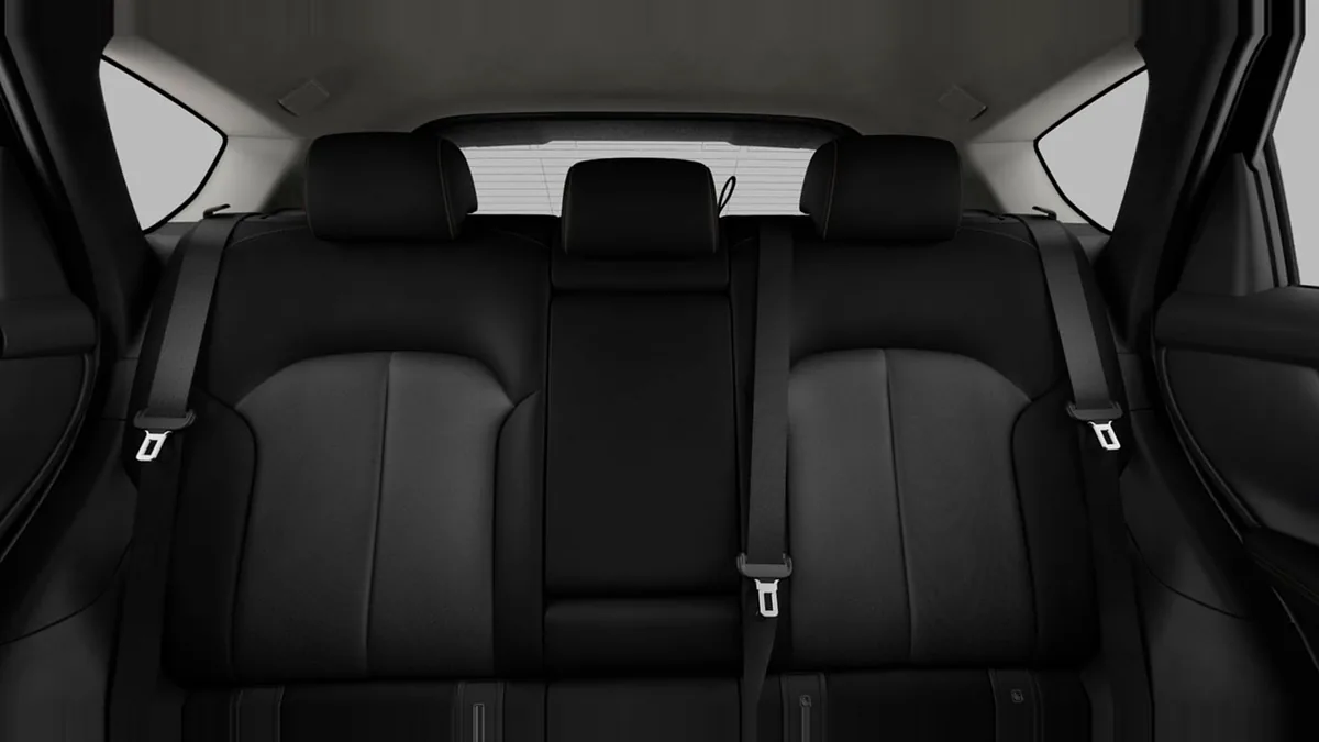 Mazda CX-60 e-Skyactiv PHEV AWD Exclusive-Line de renting para Burgos — vista 6