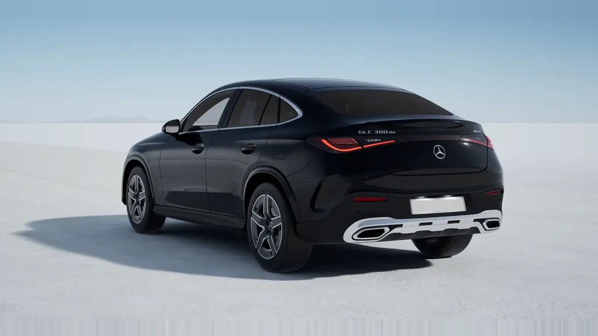 Mercedes-Benz GLC Coupé 300 de 4MATIC QS de renting para Burgos — Trasera
