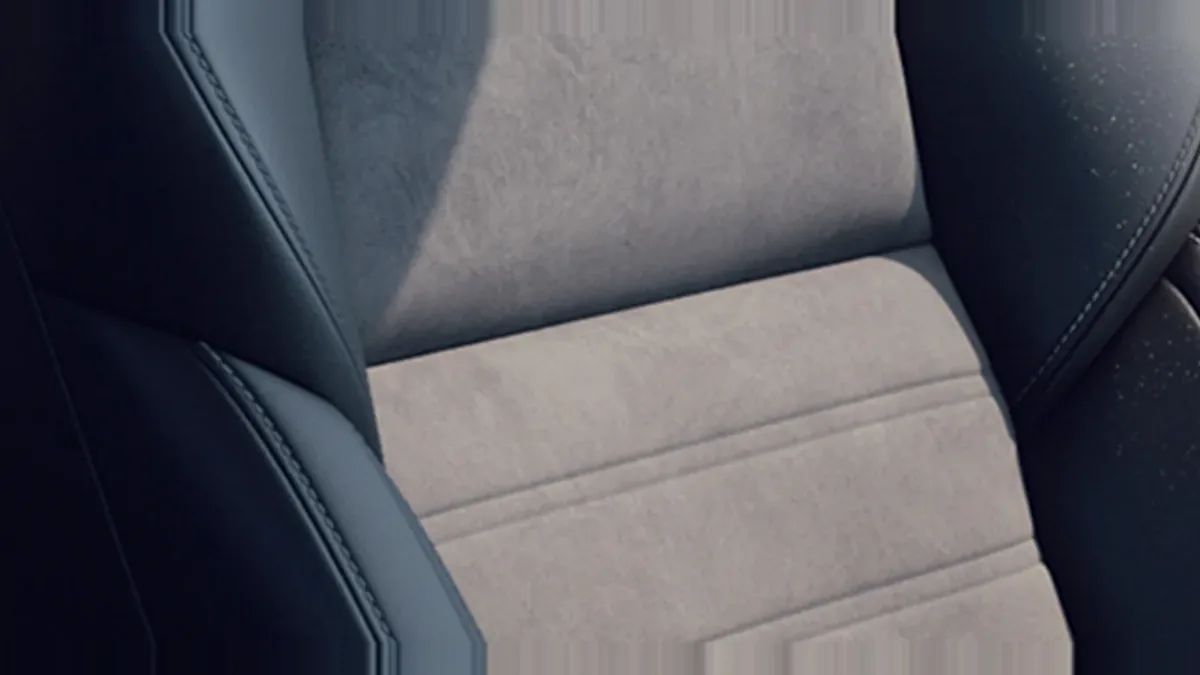 Mitsubishi Outlander PHEV Kaiteki 4WD 306CV de renting para Burgos — vista 12