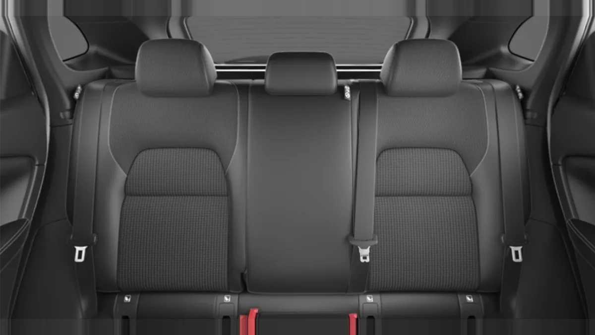 Nissan Qashqai DIG-T 158CV Mhev 4x4 Nconnecta AT de renting para Burgos — Interior