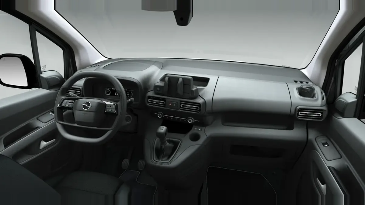 Opel Combo-e Cargo M 800kg de renting para Burgos — Trasera