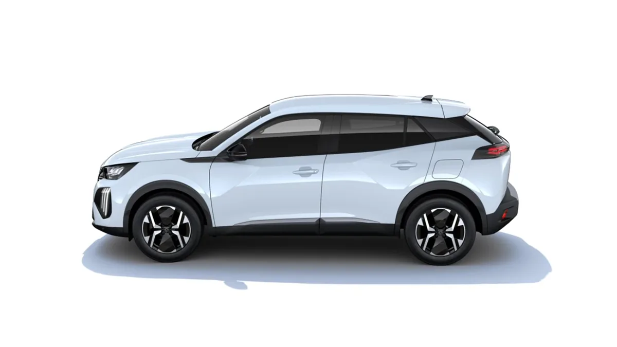 Peugeot 2008  ALLURE HYBRID 110 EDCS6 (AUTOMÁTICO) de renting para Burgos — Lateral