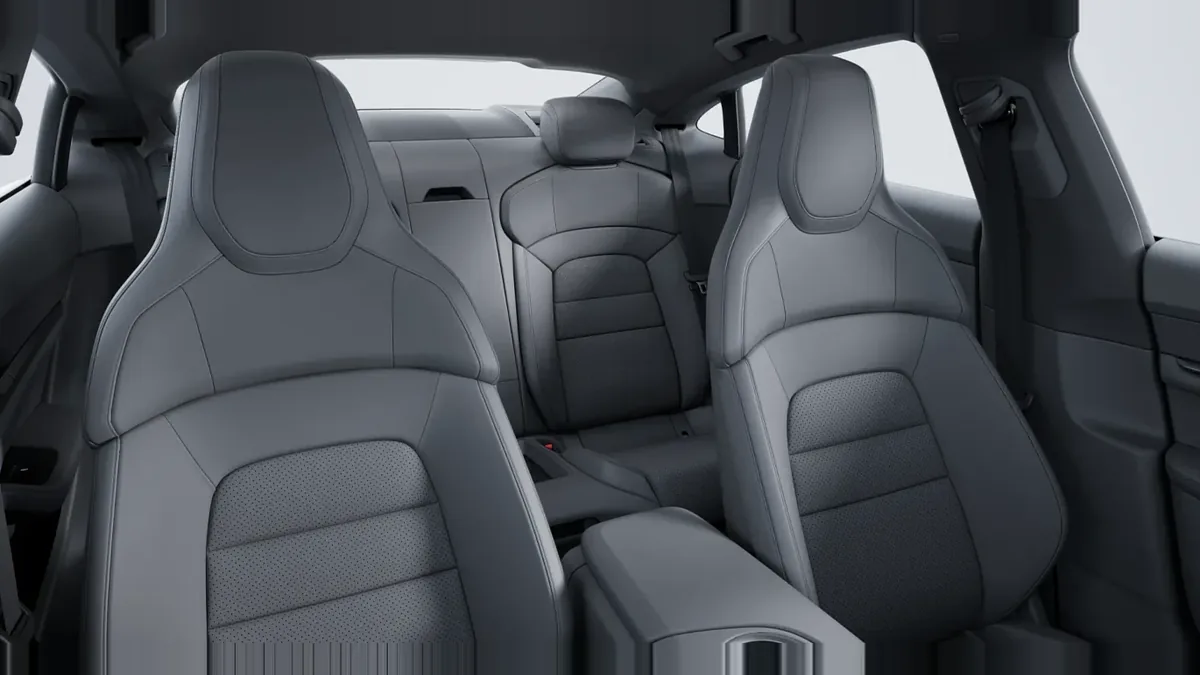 Porsche Taycan 4 de renting para Burgos — Interior