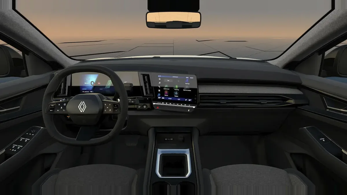 Renault Austral Evolution E-Tech Full Hybrid de renting para Burgos — Delantera
