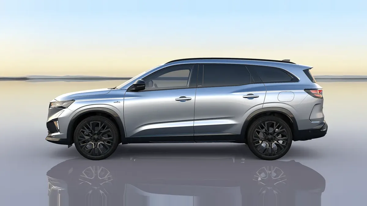 Renault Espace Espirit Alpine Full Hybrid E-Tech 146kW 7p de renting para Burgos — Lateral