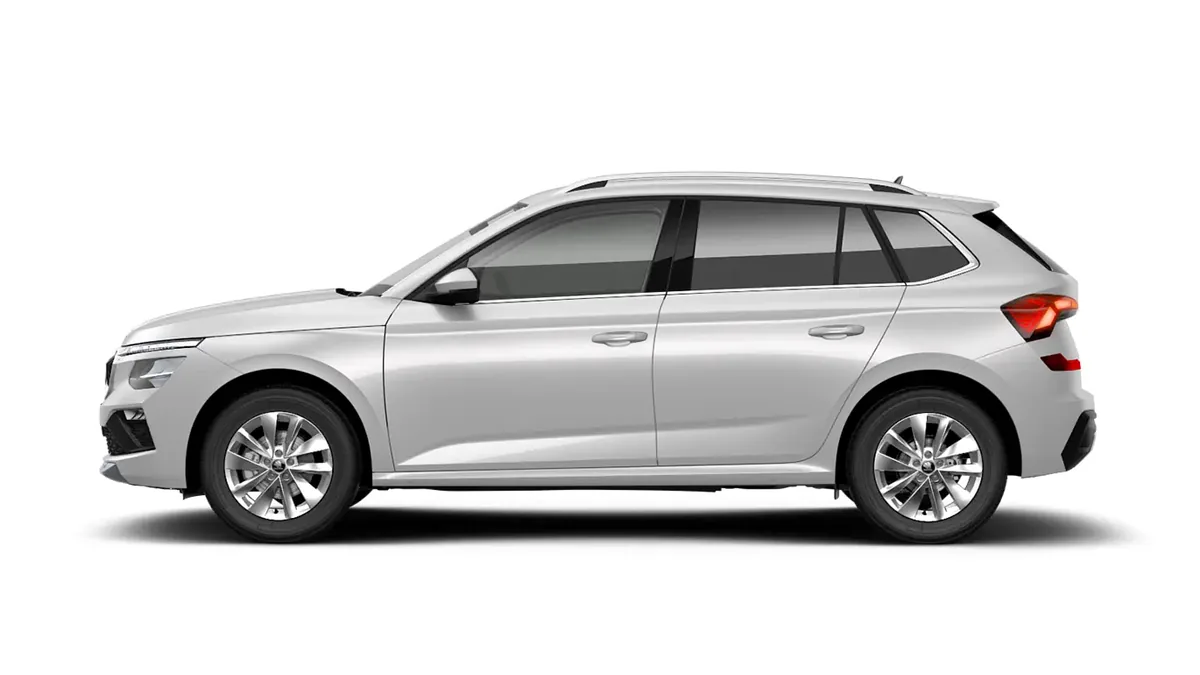 Škoda Kamiq 1.5 TSI DSG Selection de renting para Burgos — Lateral