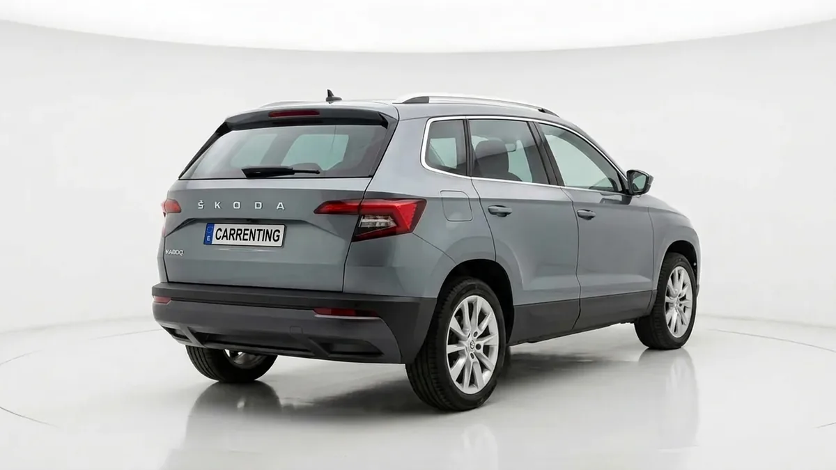 Škoda Karoq Selection 2.0 TDI 150cv 4x4 DSG de renting para Burgos — vista 6