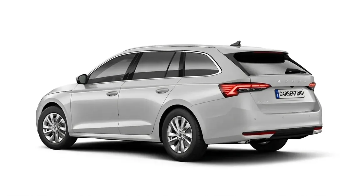Škoda Octavia Combi Selection 2.0 TDI 150CV DSG 7vel de renting para Burgos — Trasera