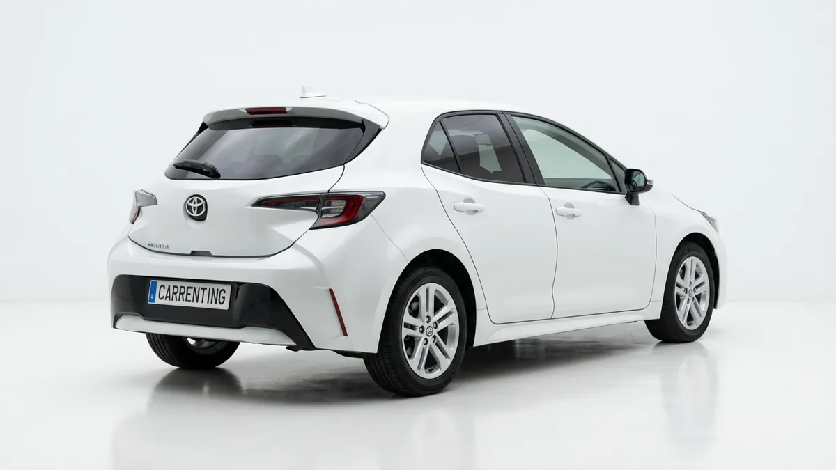 Toyota Corolla 140H Active de renting para Burgos — Delantera