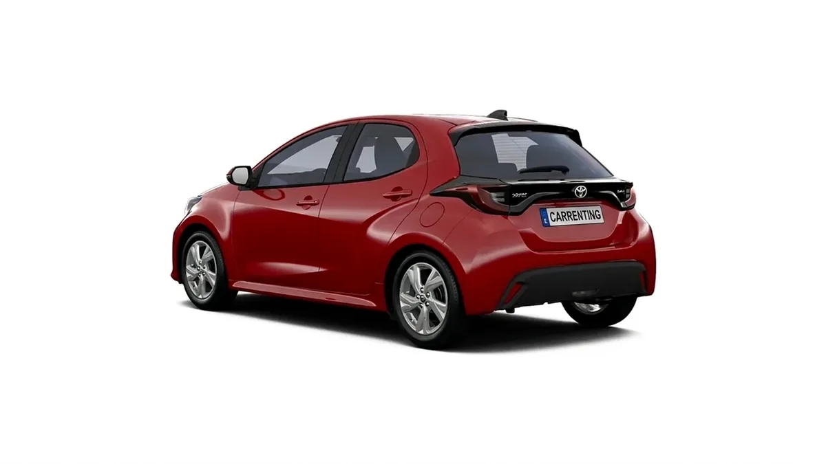 Toyota Yaris 120H 116CV Active de renting para Burgos — vista 17